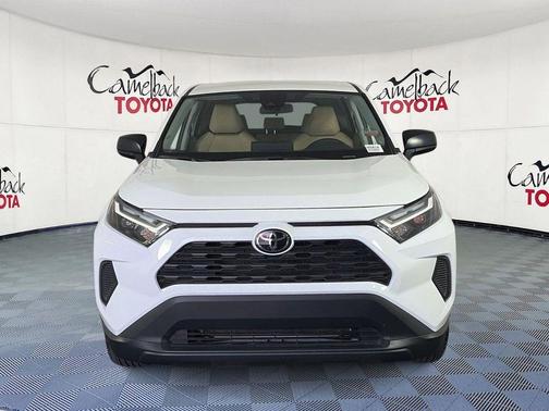 Ice Cap 2025 Toyota RAV4 LE