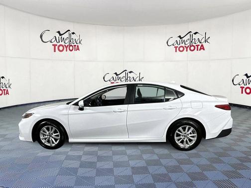 Ice Cap 2026 Toyota Camry LE