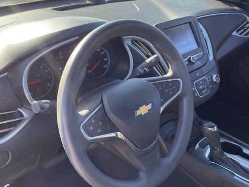 2017 Chevrolet Malibu 1LS