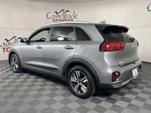 2022 Kia Niro LXS