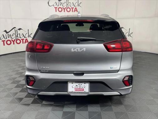 2022 Kia Niro LXS