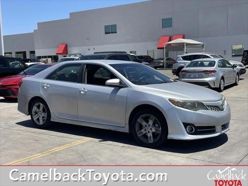 2014 Toyota Camry SE