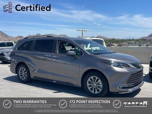 Ice Cap 2024 Toyota Sienna XLE