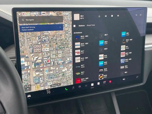 2023 Tesla Model X Standard Range