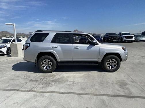 2024 Toyota 4Runner TRD Off Road