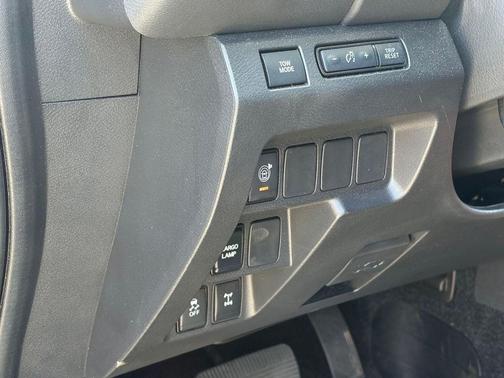 Glacier White 2026 Nissan Frontier PRO-4X