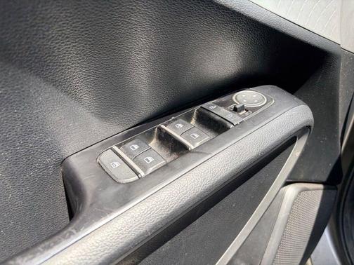 Steel Gray 2022 Kia Soul LX