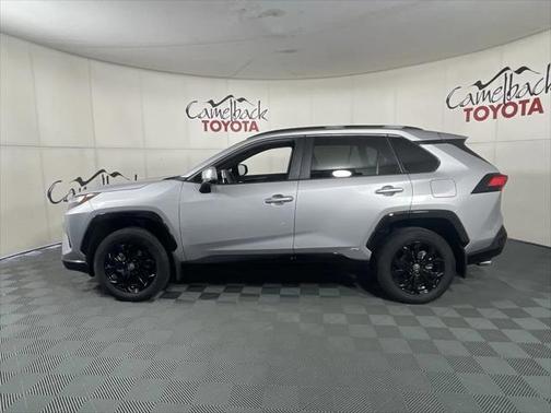 2024 Toyota RAV4 Hybrid SE