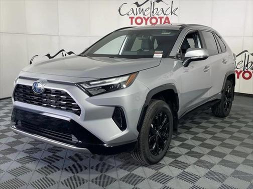 2024 Toyota RAV4 Hybrid SE