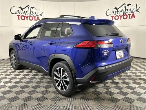 2025 Toyota Corolla Cross XLE