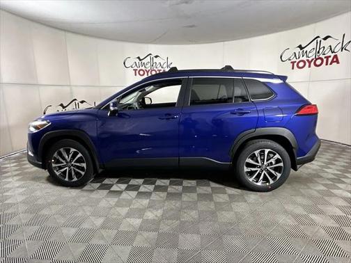 2025 Toyota Corolla Cross XLE