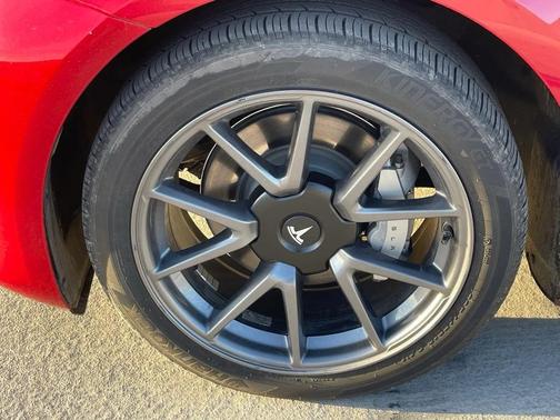 2023 Tesla Model 3 Standard Range