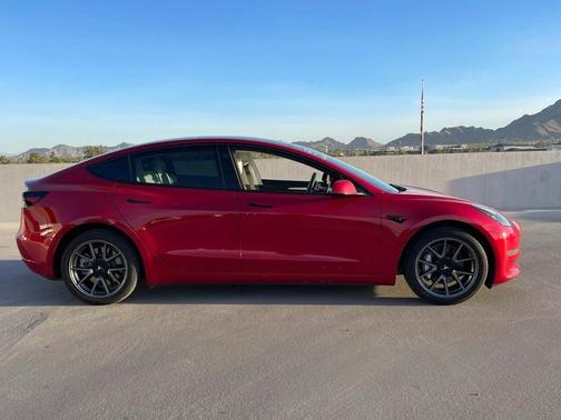 2023 Tesla Model 3 Standard Range