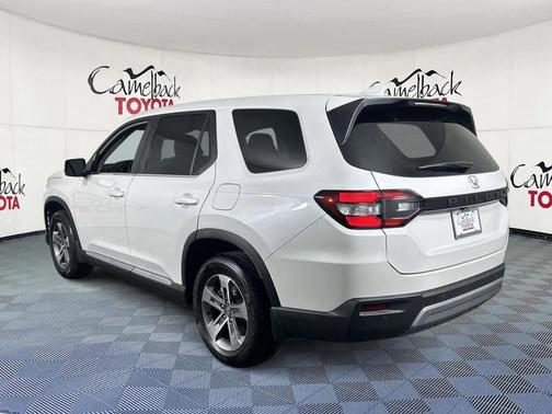 2023 Honda Pilot 2WD EX-L 8 Passenger