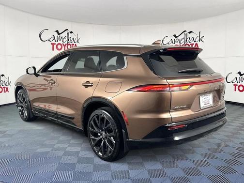 2025 Toyota Crown Signia Limited