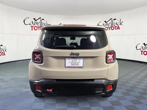 2017 Jeep Renegade Trailhawk