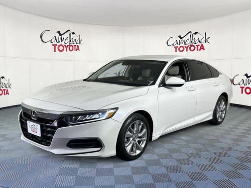 Platinum White Pearl 2018 Honda Accord LX