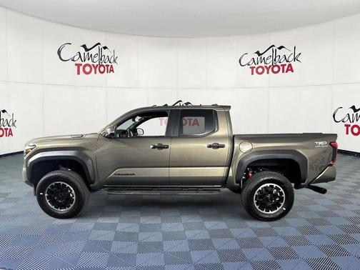 2026 Toyota Tacoma Hybrid TRD Off Road