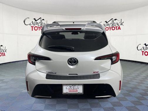 Wind Chill Pearl 2026 Toyota Corolla XSE