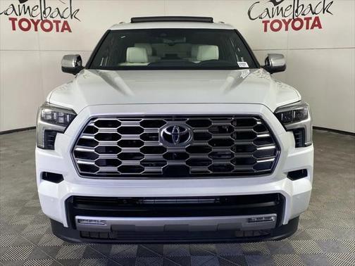 2025 Toyota Sequoia Base
