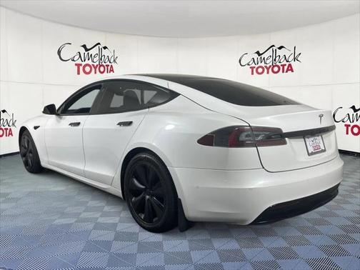 2022 Tesla Model S Base