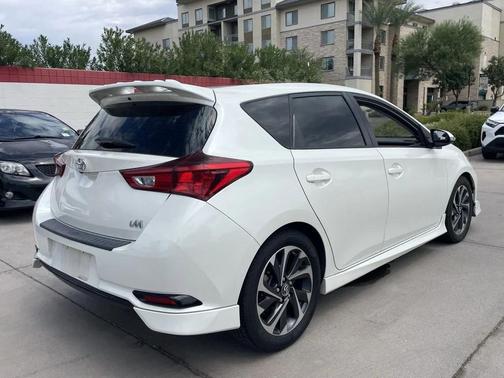 2017 Toyota Corolla iM Base
