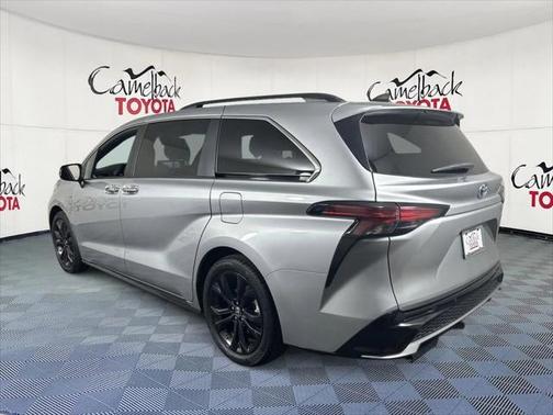 2022 Toyota Sienna XSE 7 Passenger