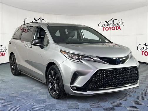 2022 Toyota Sienna XSE 7 Passenger