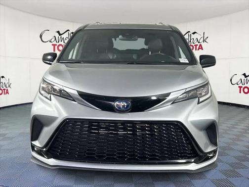 2022 Toyota Sienna XSE 7 Passenger