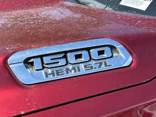 Delmonico Red Pearlcoat 2021 RAM 1500 Longhorn