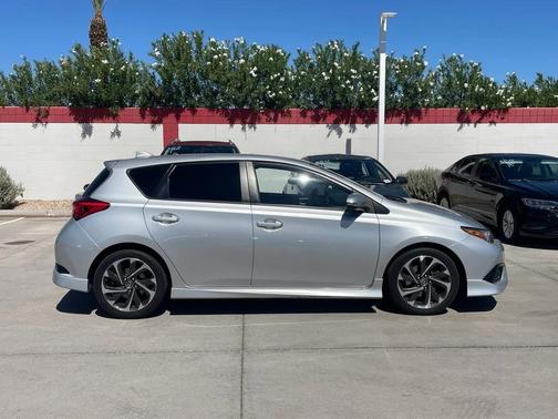 2017 Toyota Corolla iM Base