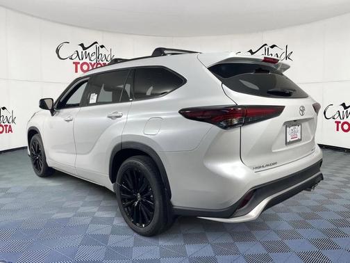 2025 Toyota Highlander XSE
