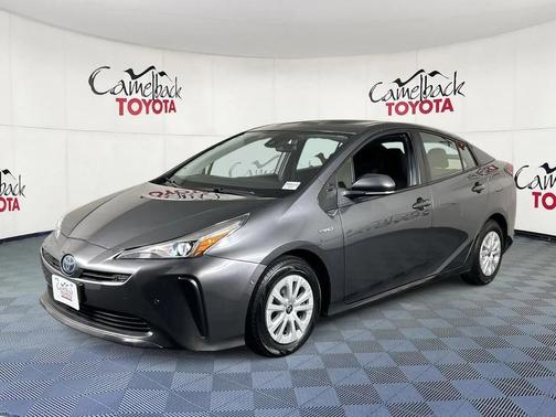 2021 Toyota Prius LE