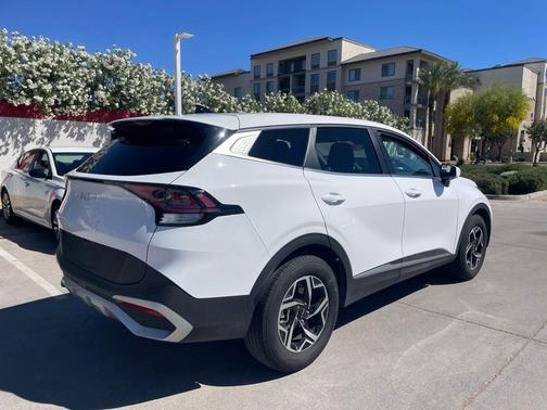 2025 Kia Sportage LX