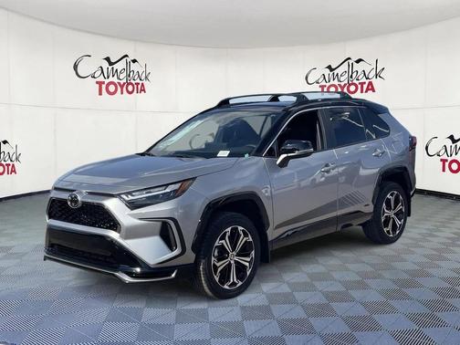 2025 Toyota RAV4 Hybrid SE