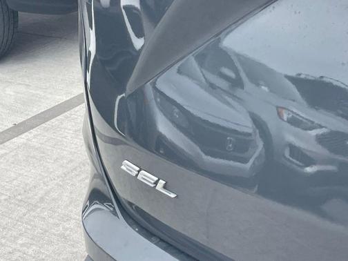 Lithium Gray 2021 Ford Edge SEL