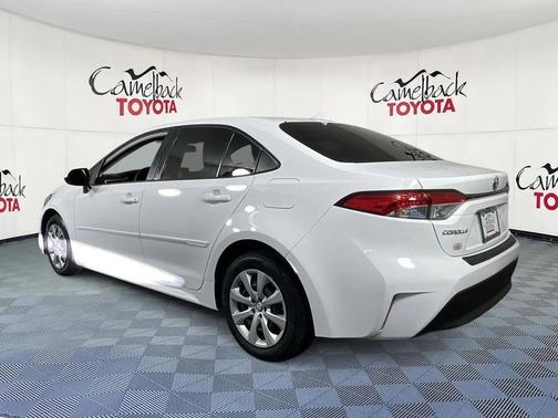 2024 Toyota Corolla Hybrid LE