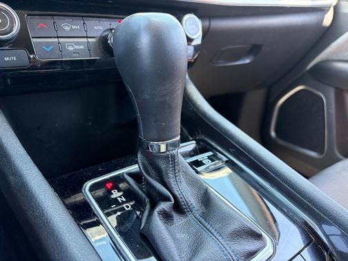 Granite Crystal Metallic Clearcoat 2022 Jeep Compass Latitude