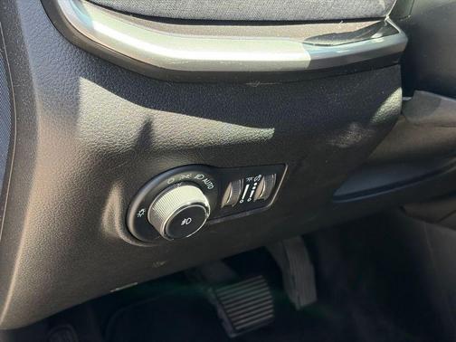 Granite Crystal Metallic Clearcoat 2022 Jeep Compass Latitude