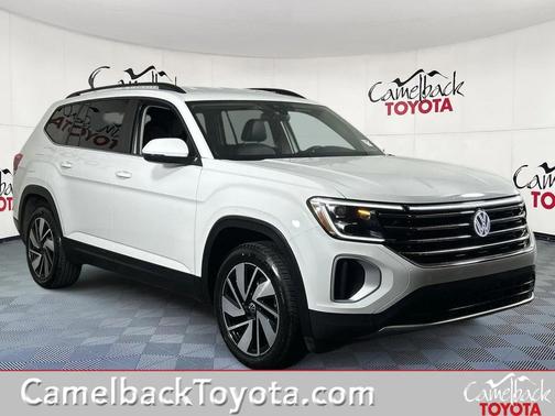 2024 Volkswagen Atlas 2.0T SE w/Technology
