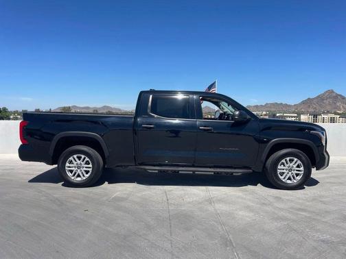 Midnight Black 2022 Toyota Tundra SR5