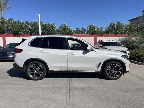 2022 BMW X5 sDrive40i