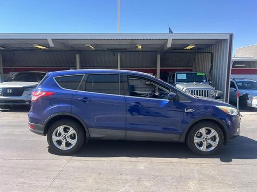 Deep Impact Blue 2014 Ford Escape SE