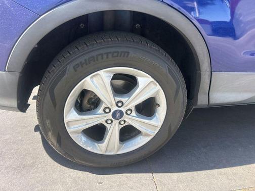 Deep Impact Blue 2014 Ford Escape SE