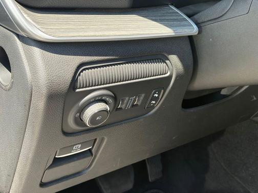 Bright White 2024 Jeep Wagoneer L Series II