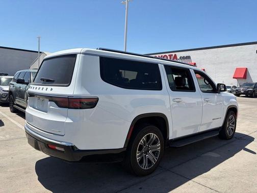 Bright White 2024 Jeep Wagoneer L Series II