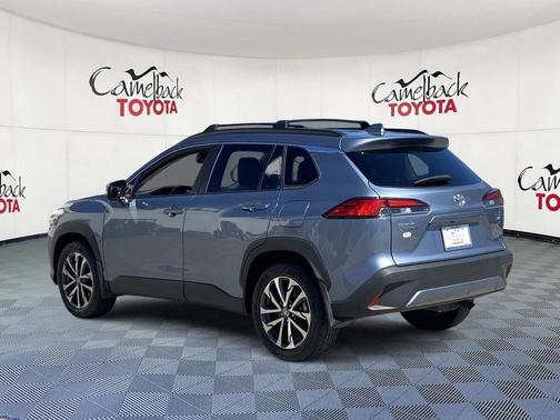 2024 Toyota Corolla Cross XLE