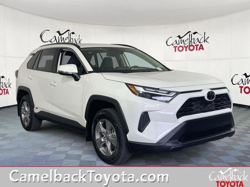 2025 Toyota RAV4 Hybrid XLE