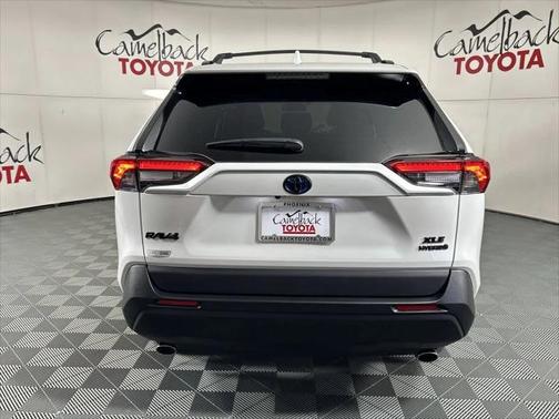 2024 Toyota RAV4 Hybrid XLE Premium