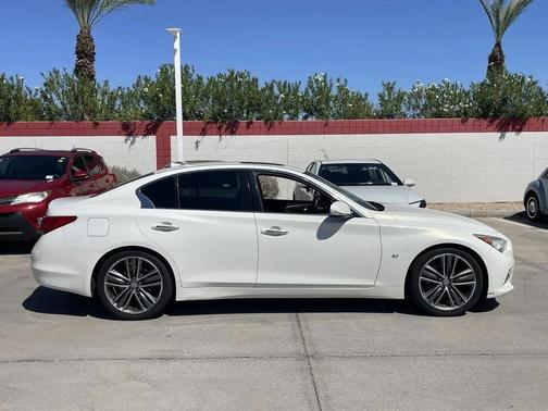 2014 INFINITI Q50 Premium